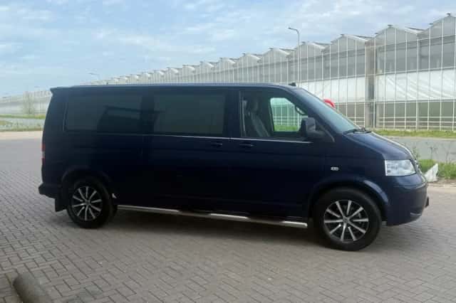 Volkswagen Transporter (2006) thumbnail 4