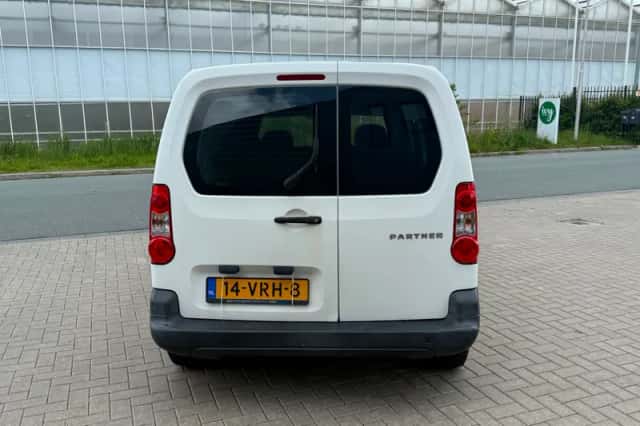 Peugeot Partner (2009) thumbnail 6