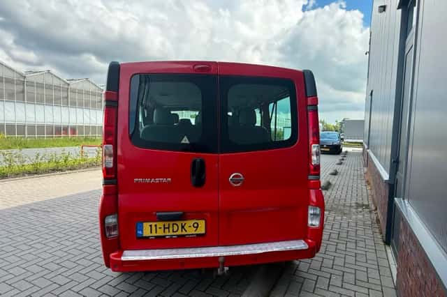 Nissan Primastar Minibus (2008) thumbnail 6