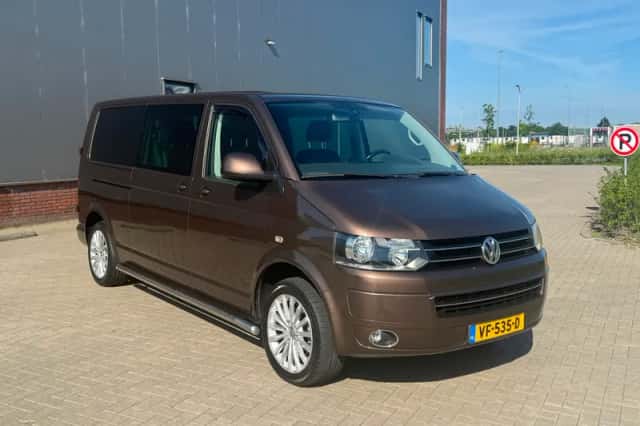 Volkswagen Transporter (2013) thumbnail 1