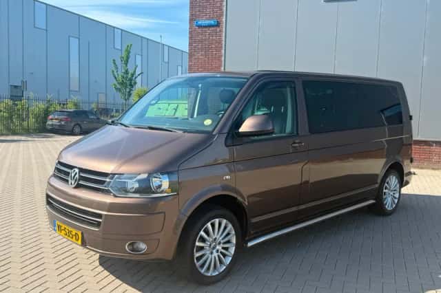 Volkswagen Transporter (2013) thumbnail 4
