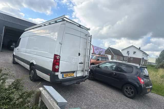 Volkswagen Crafter (2013) thumbnail 4