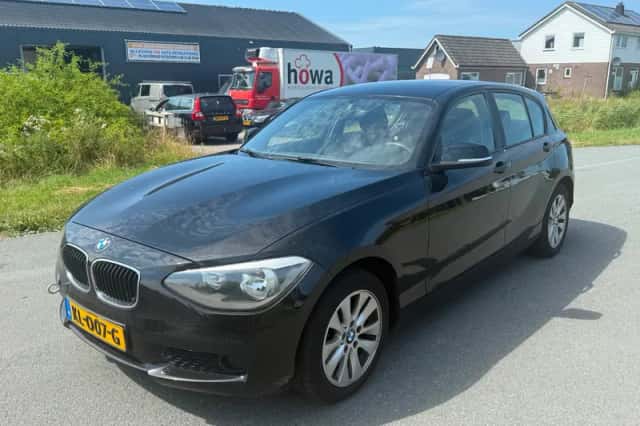 BMW 1-Serie (2012) thumbnail 2