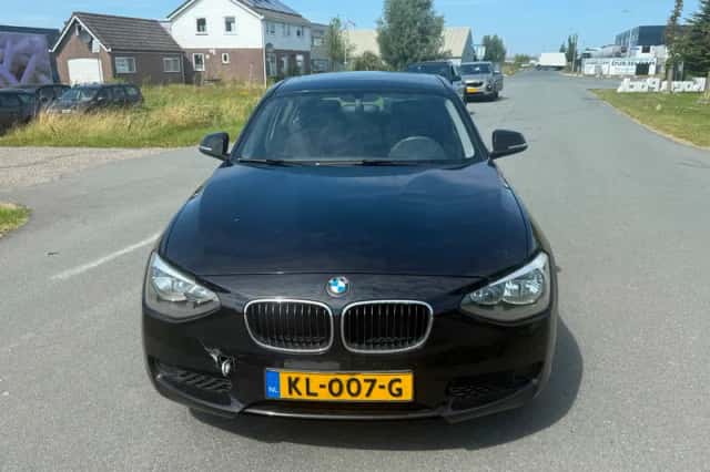 BMW 1-Serie (2012) thumbnail 3