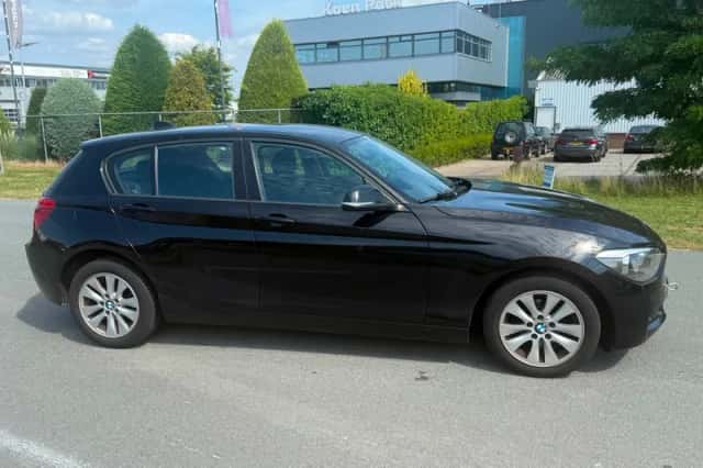 BMW 1-Serie (2012) thumbnail 4