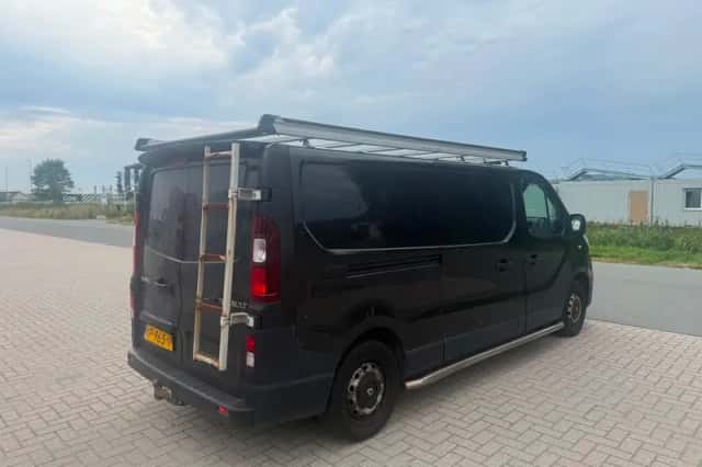 Renault Trafic (2015) thumbnail 5