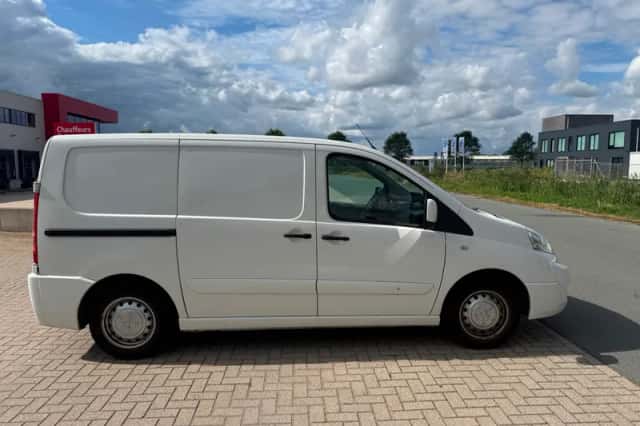 Peugeot Expert (2015) thumbnail 4