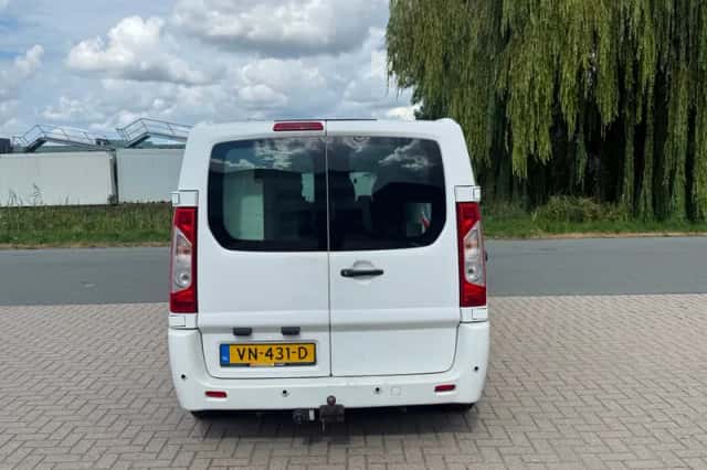 Peugeot Expert (2015) thumbnail 6