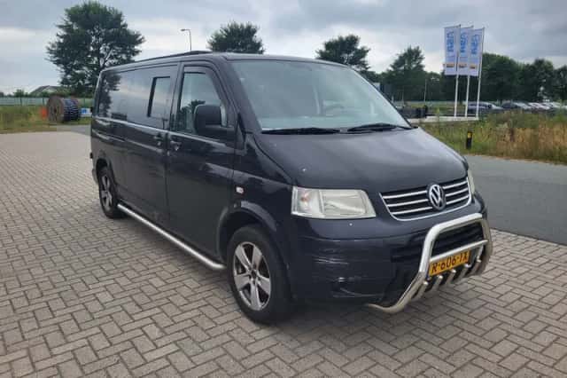 Volkswagen Transporter (2008) thumbnail 1