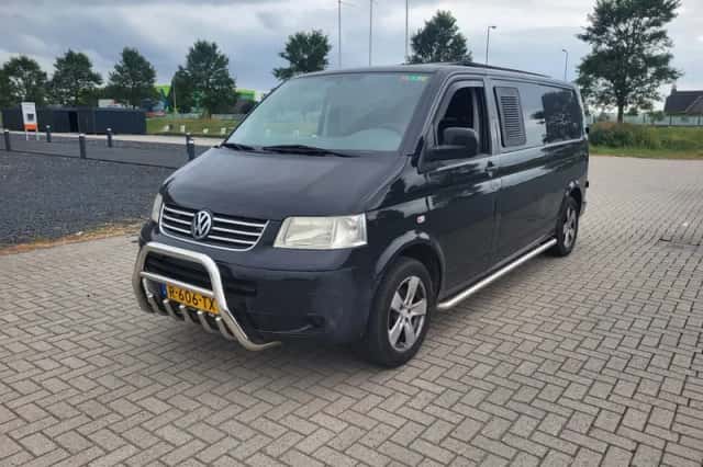 Volkswagen Transporter (2008) thumbnail 2