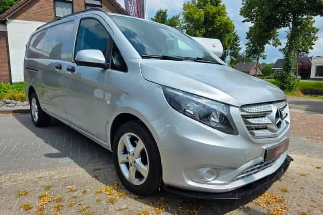 Mercedes-Benz Vito (2017) thumbnail 5