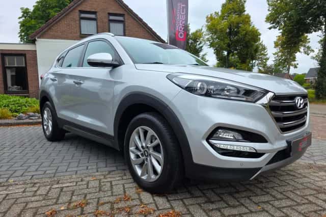 Hyundai Tucson (2016) thumbnail 5