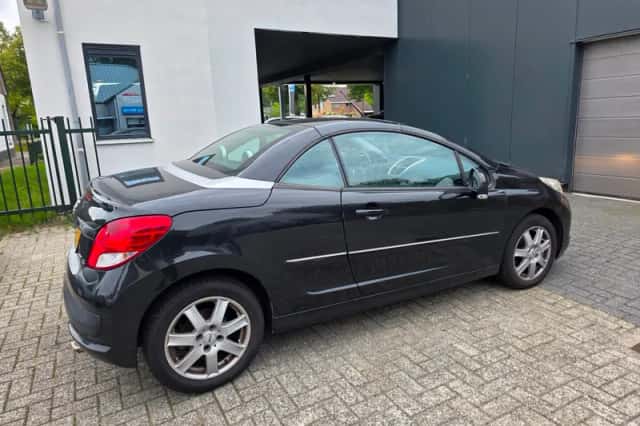 Peugeot 207 (2010) thumbnail 2