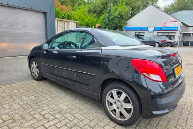 Peugeot 207 (2010) thumbnail 4