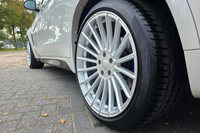 BMW X5 (2014) thumbnail 3