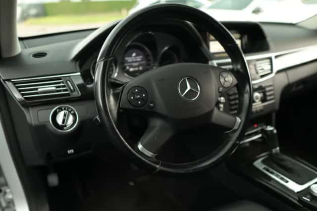Mercedes-Benz E-Klasse (2009) thumbnail 6