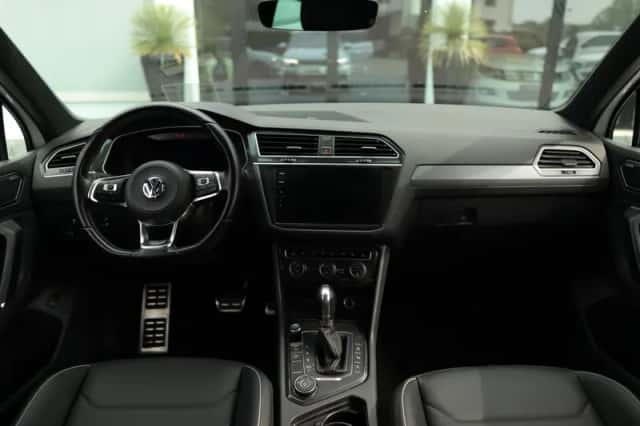 Volkswagen Tiguan (2018) thumbnail 2