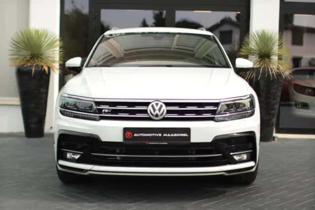 Volkswagen Tiguan (2018) thumbnail 4
