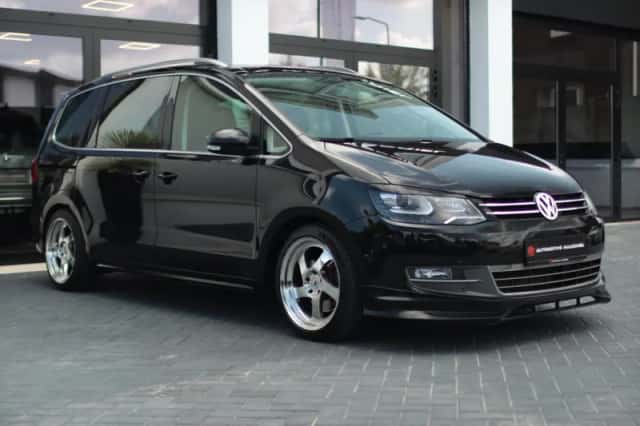 Volkswagen Sharan (2012) thumbnail 1
