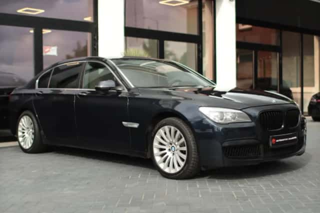 BMW 7-Serie (0) thumbnail 1