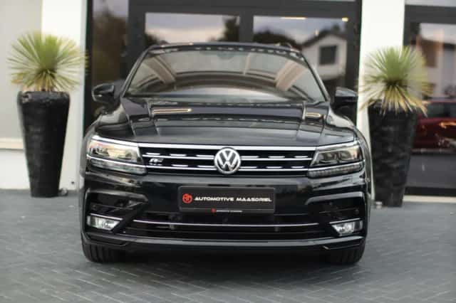 Volkswagen Tiguan (2016) thumbnail 5