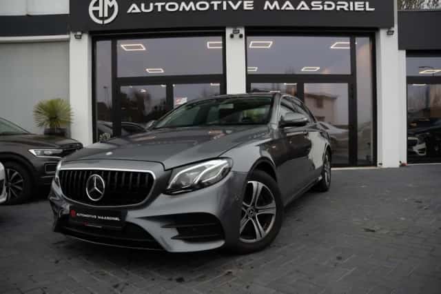 Mercedes-Benz E-Klasse (0) thumbnail 1