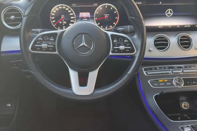 Mercedes-Benz E-Klasse (0) thumbnail 6