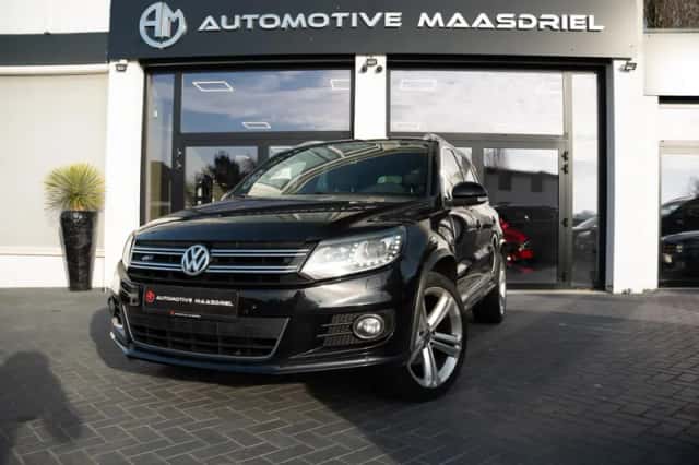 Volkswagen Tiguan (0) thumbnail 1