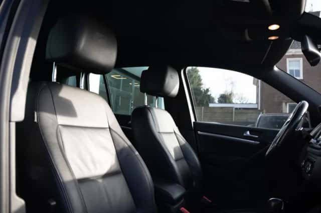 Volkswagen Tiguan (0) thumbnail 6