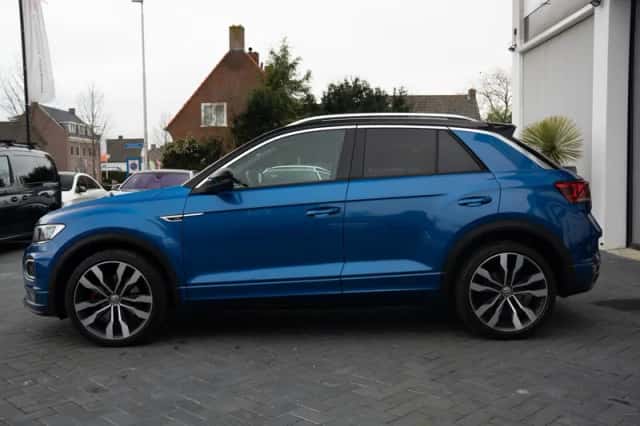 Volkswagen T-Roc (0) thumbnail 5