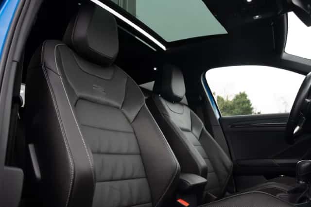 Volkswagen T-Roc (0) thumbnail 6