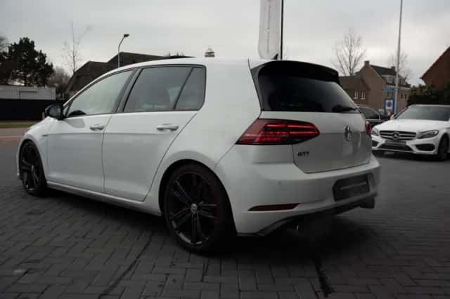 Volkswagen Golf (0) thumbnail 4