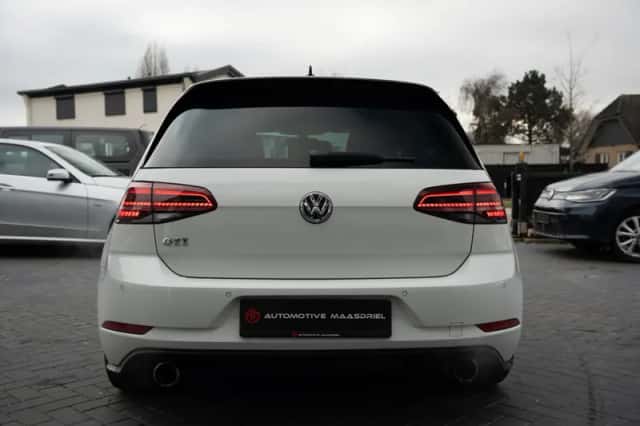 Volkswagen Golf (0) thumbnail 6