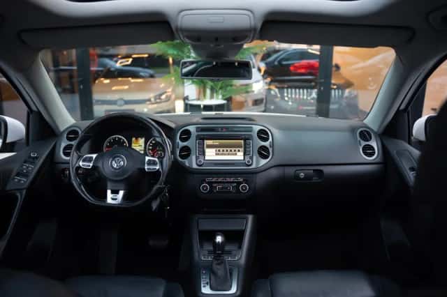 Volkswagen Tiguan (0) thumbnail 3
