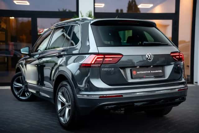 Volkswagen Tiguan (0) thumbnail 4