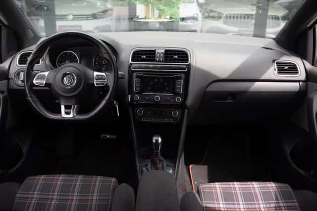 Volkswagen Polo (0) thumbnail 4