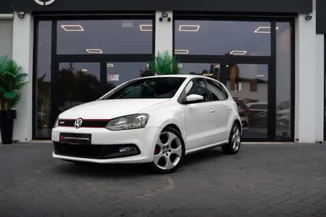 Volkswagen Polo (2013) thumbnail 1