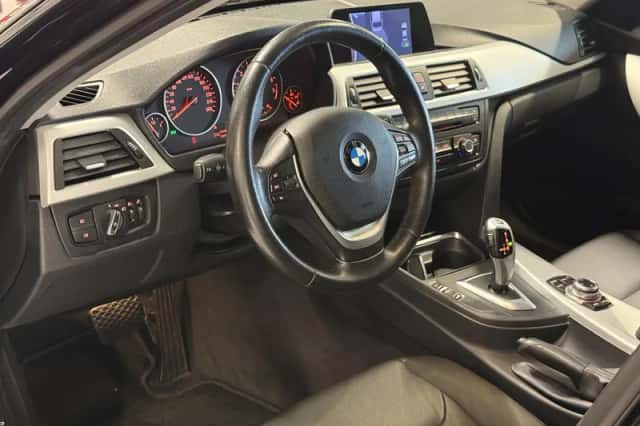 BMW 3-Serie (2012) thumbnail 2