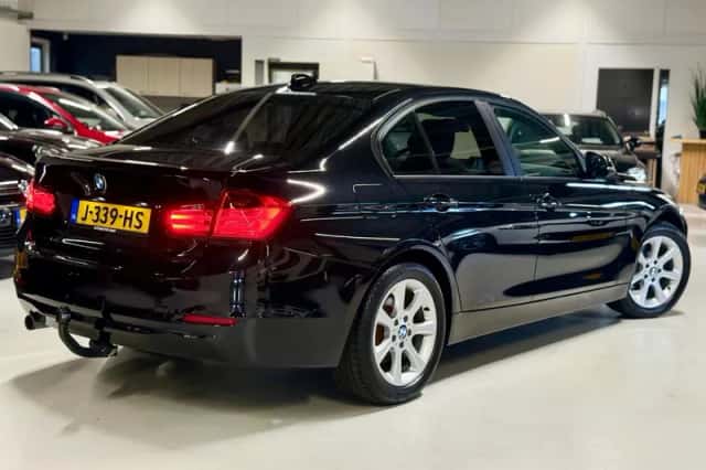 BMW 3-Serie (2013) thumbnail 3