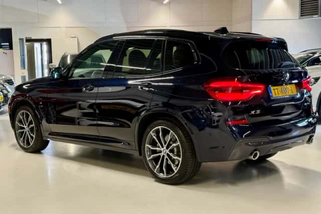 BMW X3 (2018) thumbnail 6