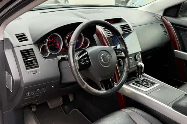 Mazda CX-9 (2009) thumbnail 2