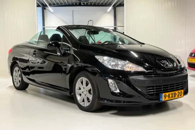 Peugeot 308 (2011) thumbnail 4