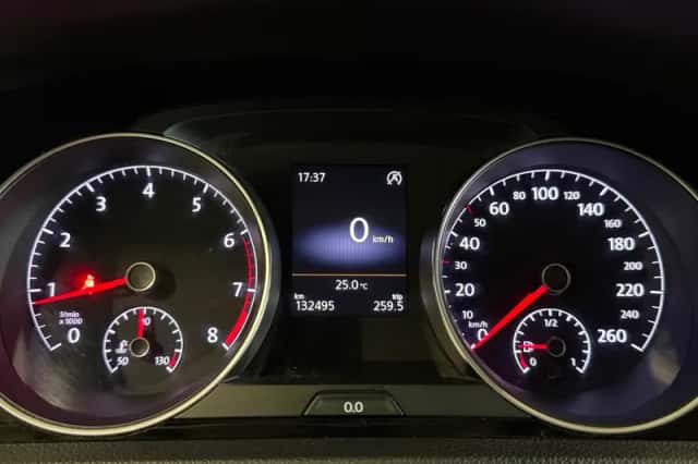 Volkswagen Golf (2014) thumbnail 6