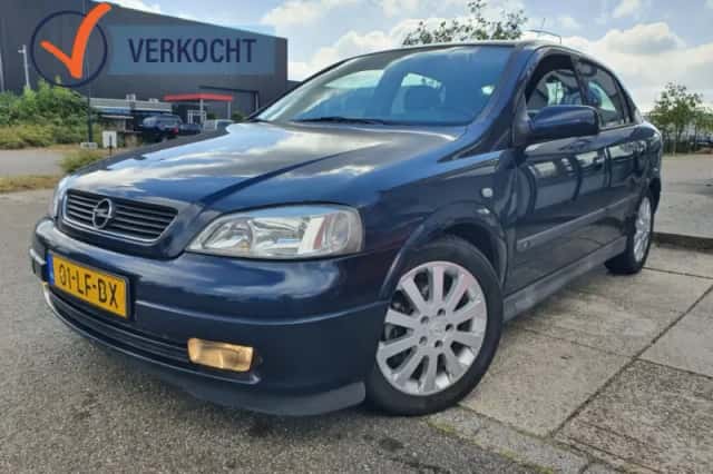 Opel Astra (2002) thumbnail 1