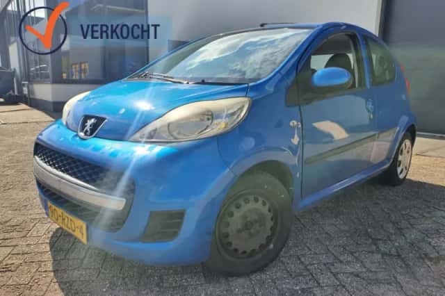 Peugeot 107 (2011) thumbnail 1