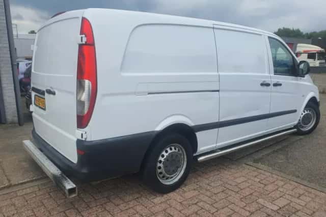 Mercedes-Benz Vito (2006) thumbnail 3