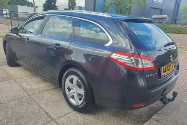 Peugeot 508 (2012) thumbnail 4