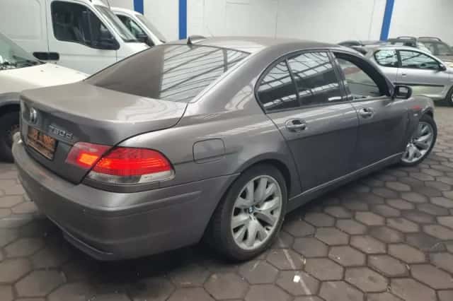 BMW 7-Serie (2008) thumbnail 3