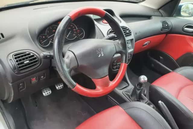 Peugeot 206 (2003) thumbnail 6