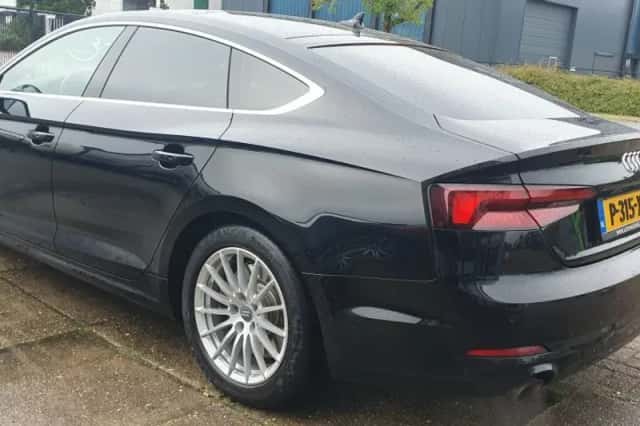 Audi A5 (2018) thumbnail 4